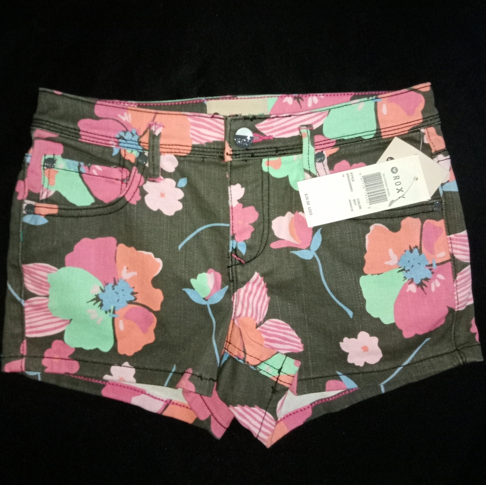 Roxy shorts